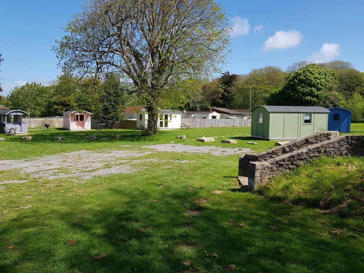 Acorn Camping And Caravan Park Llantwit Major Buitenkant foto