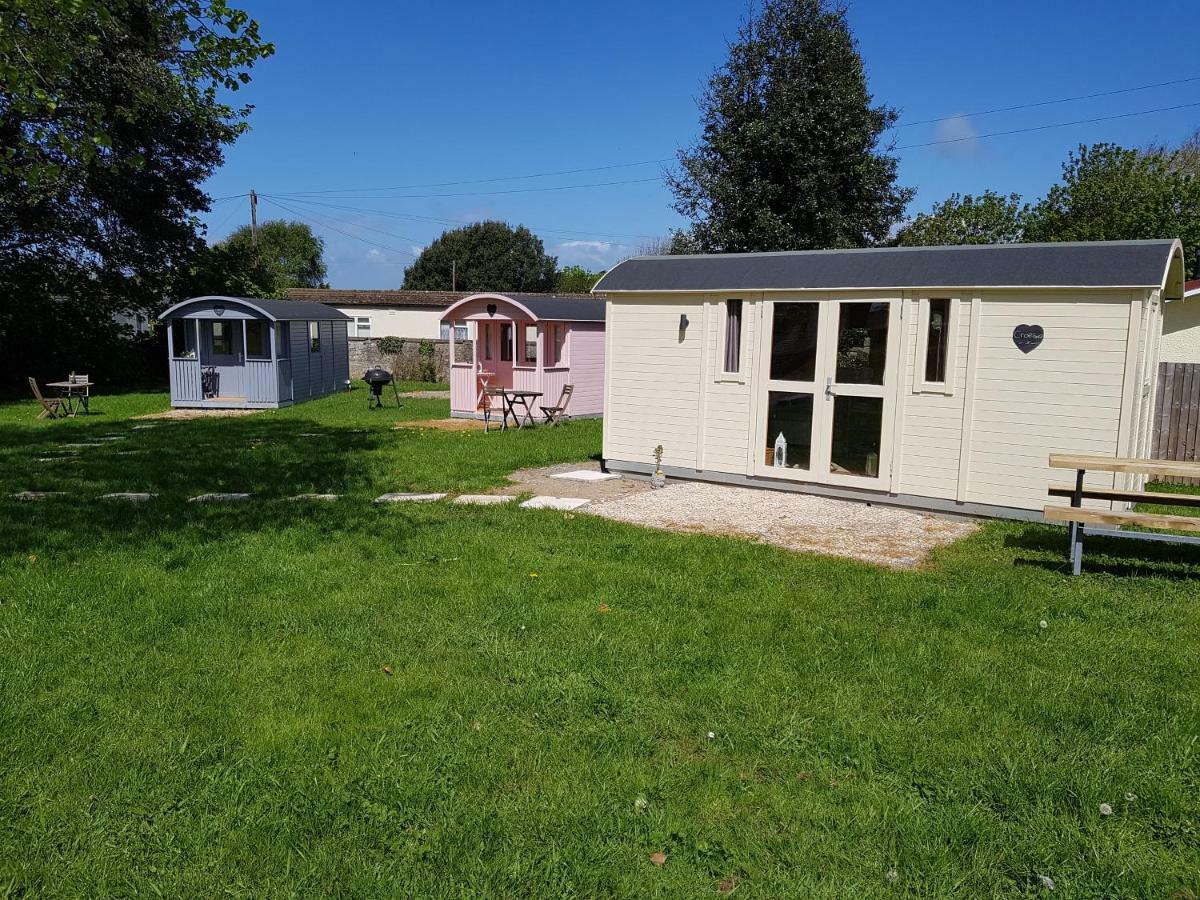 Acorn Camping And Caravan Park Llantwit Major Buitenkant foto