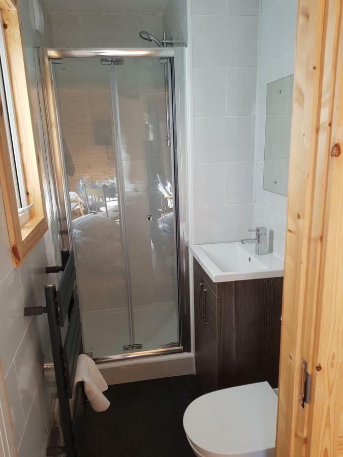 Acorn Camping And Caravan Park Llantwit Major Buitenkant foto