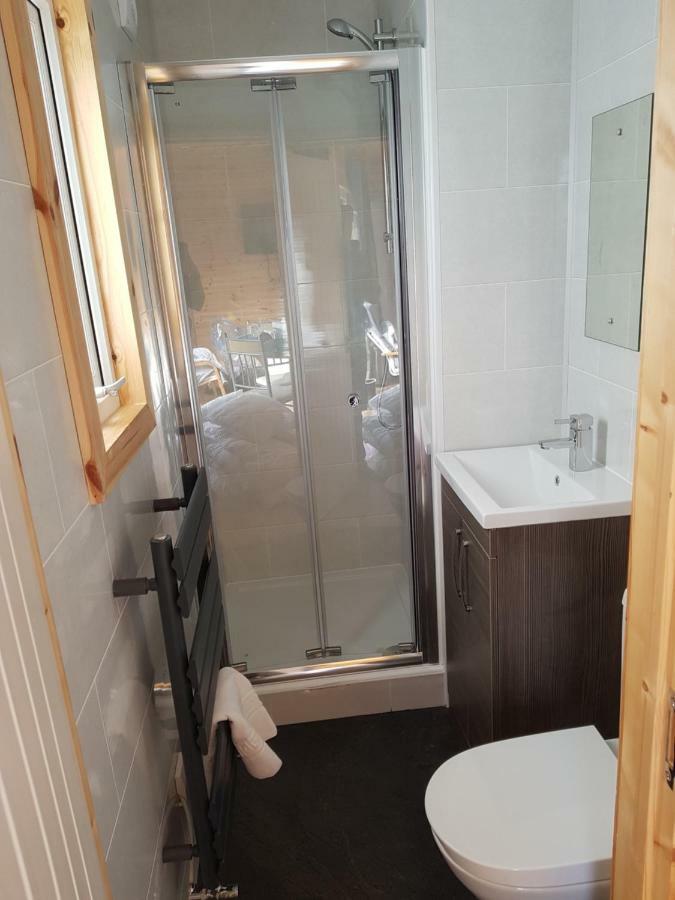 Acorn Camping And Caravan Park Llantwit Major Buitenkant foto